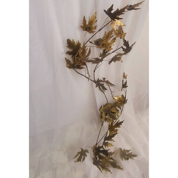 MCM metal maple leaf wall decor - Picture 7 of 7